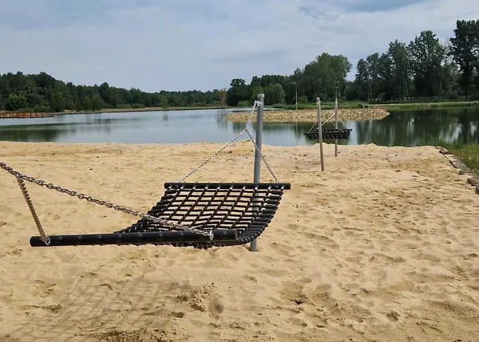 Dwa Stawy Apartamento Kochcice